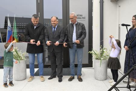 Otvoritev prenovljenih prostorov obcinske uprave Obcina Mirna Pec (49)